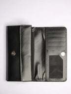 Aria Luxe leather clutch, magnetic snap closure
