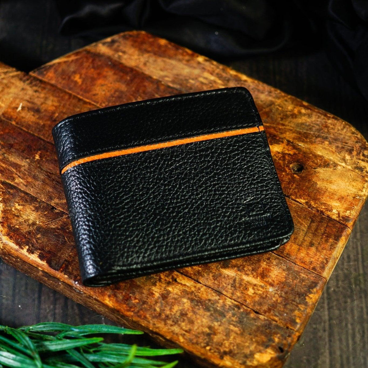 Essentials Plus Wallet - The Premium Skinmens wallet